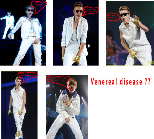 Justin Bieber itching crouch